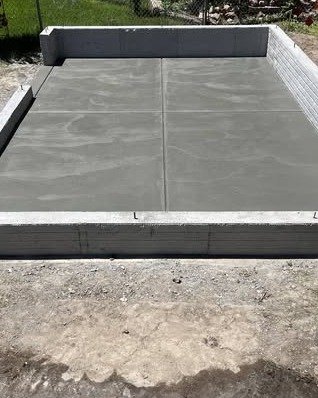 Custom concrete retaining wall in Asheville, NC